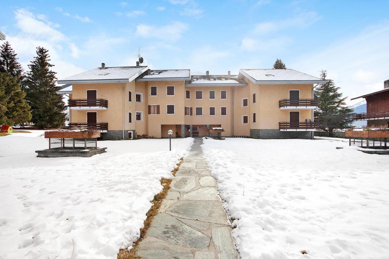 Condominio Solena ボルミオ エクステリア 写真